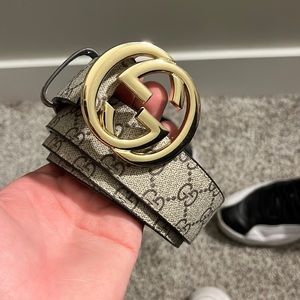 Gucci belt never used no box got it in a supreme hoodie trade and dosent fit